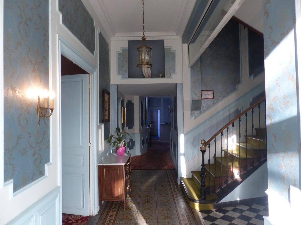 Hotel Des Thermes Bourbon-lʼArchambault Exteriör bild