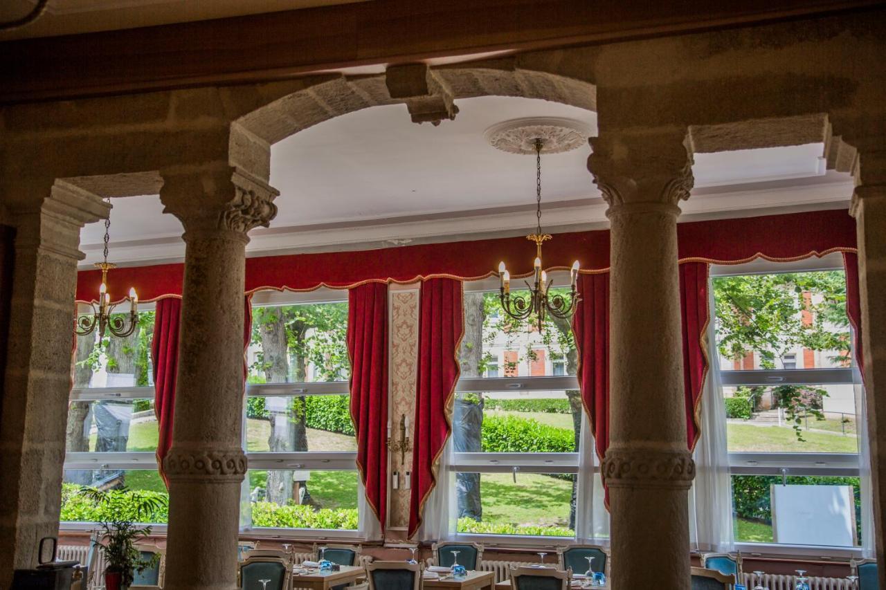 Hotel Des Thermes Bourbon-lʼArchambault Exteriör bild